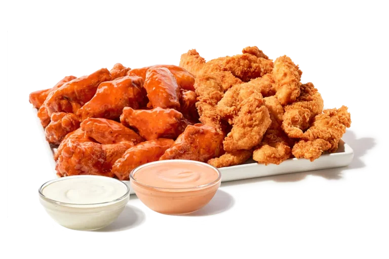 Chicken-Fingerz™-and-Traditional-Wings-Zampler-Platter